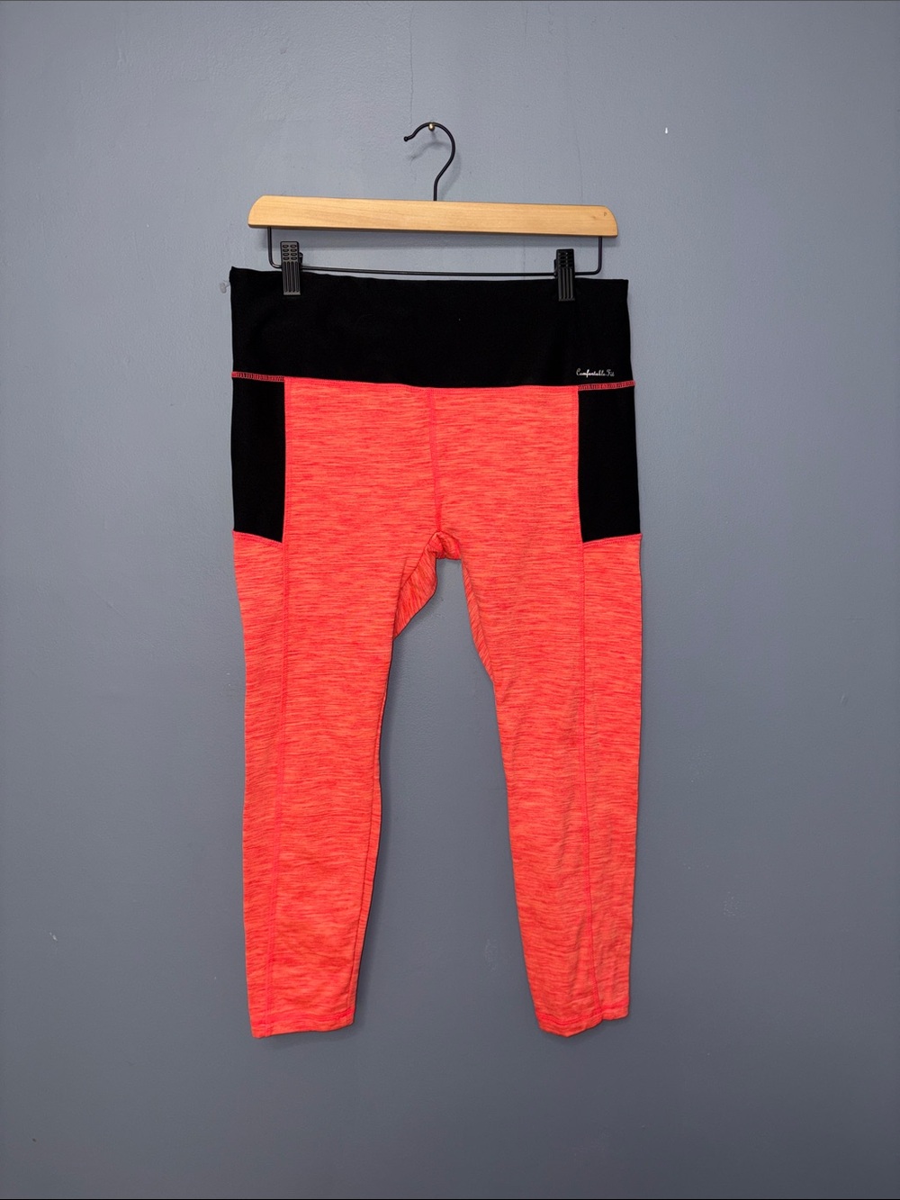 HS Active • Pink Crop Leggings